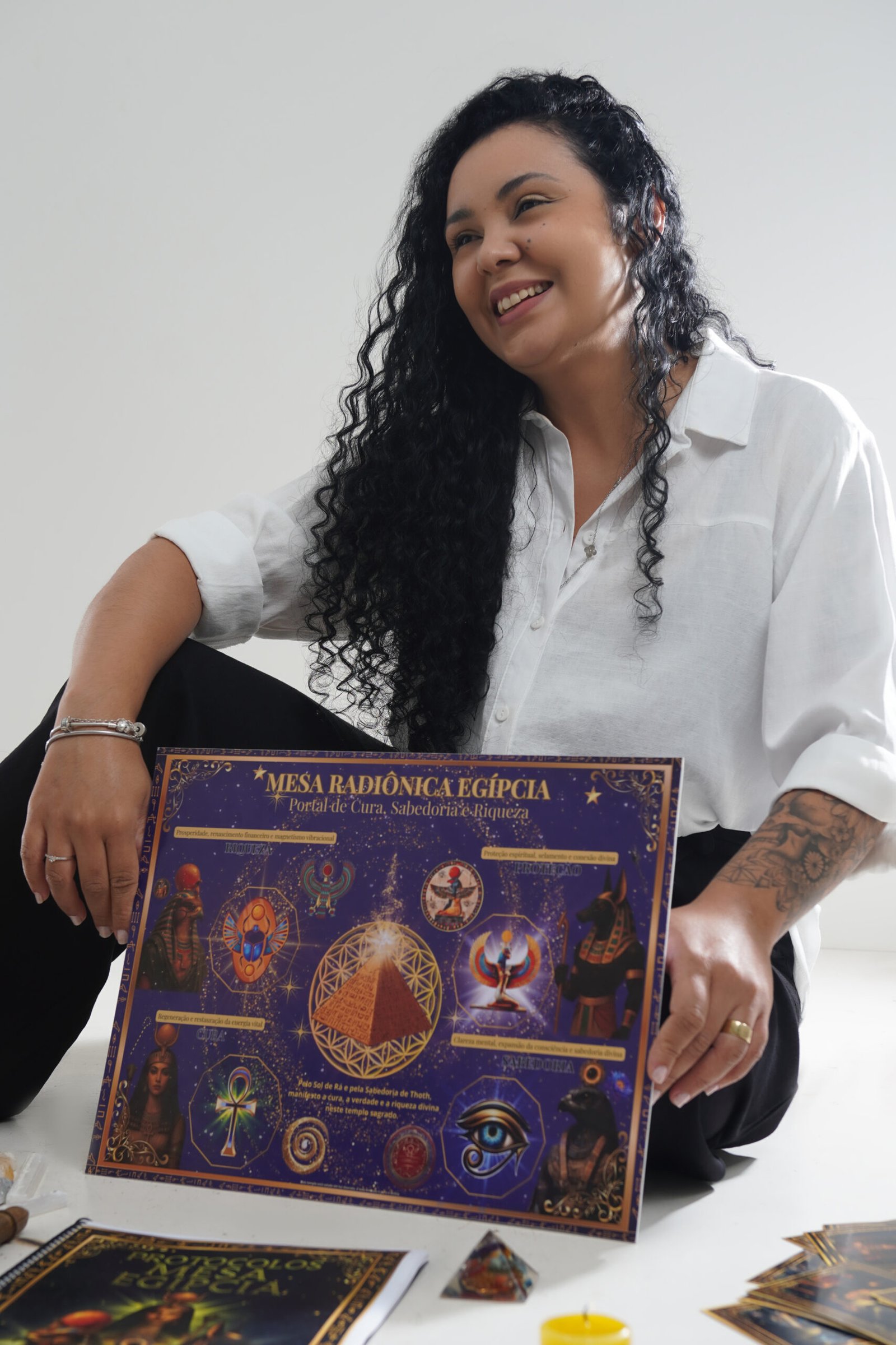 Isadora Fernandes — Especialista em Energia Egípcia